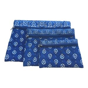 Bueno Blue Floral Quilted Pouch Set